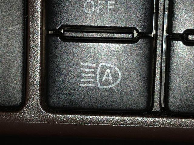 タンク X S レーダーブレーキ スマキー 左オートスライドドア イモビライザー ナビTV Wエアバッグ 横滑り防止装置 PW パワステ エアバック キーフリー ABS エアコン AUX端子 ウォークスルー 1セグ(23枚目)