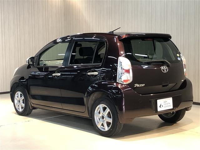 パッソ プラスハナ エアバッグ 寒冷地仕様 メモリーナビ キーレス ナビTV オートエアコン パワーウィンドウ ワンセグ 4WD ミュージックプレイヤー接続可 パワーステアリング ベンチシート ABS アルミホイール(6枚目)