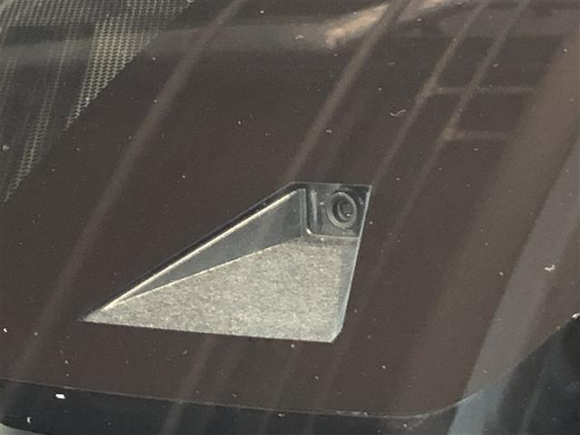 ＲＡＶ４ Ｇ　Ｚパッケージ　寒冷地仕様車　インテリジェントクリアランスソナー　ＡＷＤ　ＬＥＤライト　アルミホイル　オートクルーズ　横滑り防止装置　バックガイドモニター　盗難防止装置　デュアルエアバッグ　メモリナビ　キーレス（4枚目）