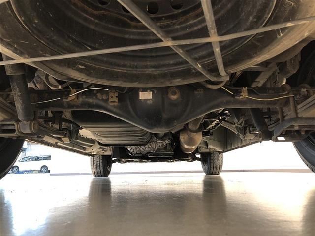 ハイエースバン ＤＸ　ドラレコ　寒冷地仕様車　横滑り防止　イモビ　４ＷＤ　バックカメラ　キーレス　運転席エアバッグ　ミュージックプレイヤー接続可　パワーウインドウ　ＡＢＳ　エアコン　パワステ　助手席エアバッグ　ベンチシート（9枚目）