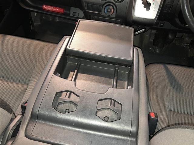 ハイエースバン ＤＸ　ドラレコ　寒冷地仕様車　横滑り防止　イモビ　４ＷＤ　バックカメラ　キーレス　運転席エアバッグ　ミュージックプレイヤー接続可　パワーウインドウ　ＡＢＳ　エアコン　パワステ　助手席エアバッグ　ベンチシート（18枚目）