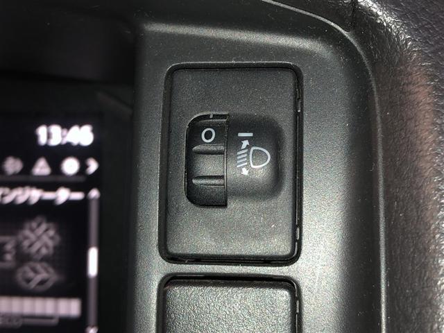 ハイエースバン ＤＸ　ドラレコ　寒冷地仕様車　横滑り防止　イモビ　４ＷＤ　バックカメラ　キーレス　運転席エアバッグ　ミュージックプレイヤー接続可　パワーウインドウ　ＡＢＳ　エアコン　パワステ　助手席エアバッグ　ベンチシート（22枚目）