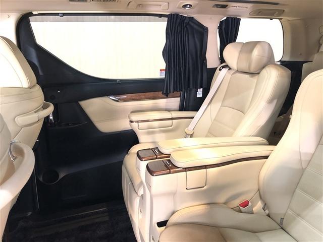 アルファードハイブリッド エグゼクティブラウンジ　サンル－フ　インテリジェントクリアランスソナー　地デジＴＶ　両側電動スライドドア　黒革シート　バックモニタ－　ＬＥＤライト　アイドリングストップ　横滑り防止機能　４ｗｄ　３列シート　Ｐシート　ＥＴＣ（10枚目）