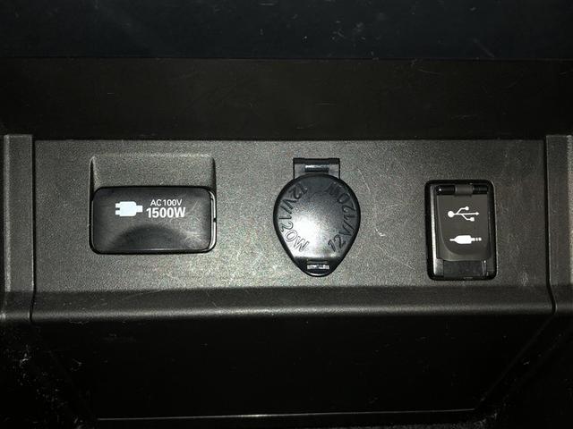 アルファードハイブリッド エグゼクティブラウンジ　サンル－フ　インテリジェントクリアランスソナー　地デジＴＶ　両側電動スライドドア　黒革シート　バックモニタ－　ＬＥＤライト　アイドリングストップ　横滑り防止機能　４ｗｄ　３列シート　Ｐシート　ＥＴＣ（32枚目）