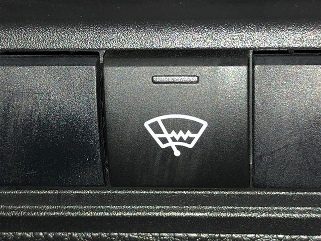 ヤリス X 追突防止装置 VSC スマートキー&プッシュスタート イモビライザー 寒冷地仕様 Bカメラ マニュアルエアコン ETC付 ナビ Aクルコン アイドリングストップ レンタアップ 4WD パワーウインドウ(25枚目)