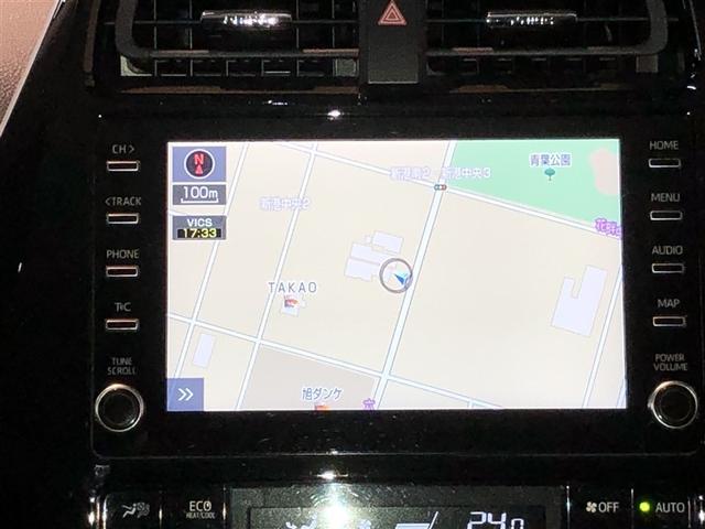プリウス S 衝突軽減 4wd エアコン LEDヘッドライト ナビ バックガイドモニター クルコン 寒冷地仕様 ETC車載器 盗難防止システム メモリナビ パワーステアリング AC100V カーテンエアバック(3枚目)