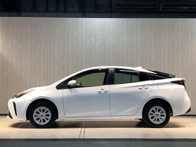 プリウス S 衝突軽減 4wd エアコン LEDヘッドライト ナビ バックガイドモニター クルコン 寒冷地仕様 ETC車載器 盗難防止システム メモリナビ パワーステアリング AC100V カーテンエアバック(6枚目)