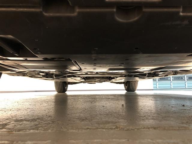 プリウス S 衝突軽減 4wd エアコン LEDヘッドライト ナビ バックガイドモニター クルコン 寒冷地仕様 ETC車載器 盗難防止システム メモリナビ パワーステアリング AC100V カーテンエアバック(8枚目)