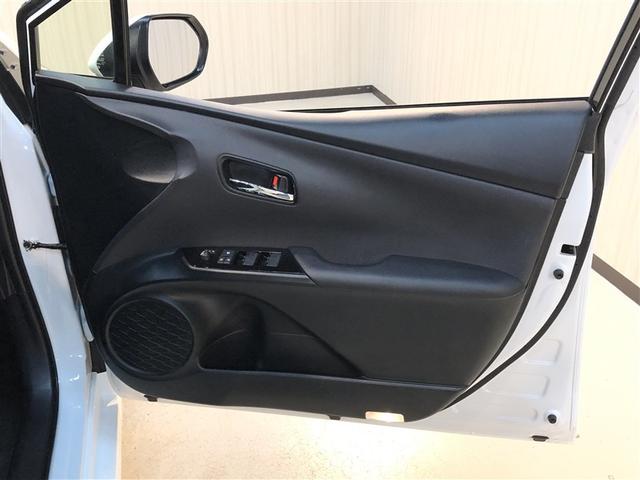 プリウス S 衝突軽減 4wd エアコン LEDヘッドライト ナビ バックガイドモニター クルコン 寒冷地仕様 ETC車載器 盗難防止システム メモリナビ パワーステアリング AC100V カーテンエアバック(12枚目)