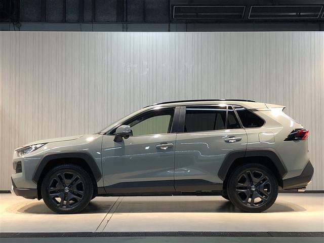 ＲＡＶ４ アドベンチャー　リヤカメラ　寒冷地　アルミ　クルーズＣ　ＬＥＤライト　イモビ　地デジ　ＥＳＣ　スマキー　ＰＳ　ＥＴＣ付き　エアコン　４ＷＤ車　電動パワーシート　パワーウインドウ　サイドエアバッグ　ＡＢＳ　キーレス（6枚目）