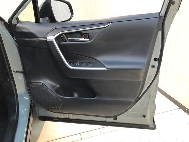 ＲＡＶ４ アドベンチャー　リヤカメラ　寒冷地　アルミ　クルーズＣ　ＬＥＤライト　イモビ　地デジ　ＥＳＣ　スマキー　ＰＳ　ＥＴＣ付き　エアコン　４ＷＤ車　電動パワーシート　パワーウインドウ　サイドエアバッグ　ＡＢＳ　キーレス（12枚目）