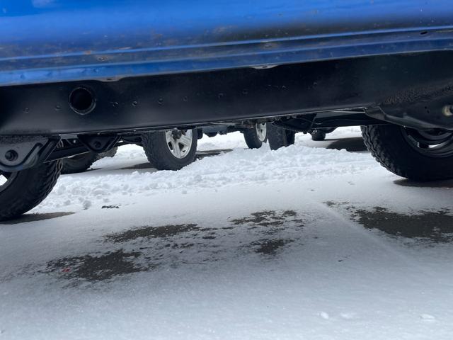 ジムニー ＸＣ　４ＷＤ．リフトアップ．社外Ｆ／Ｒバンパー（10枚目）