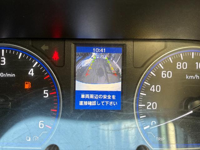 ＮＶ３５０キャラバンバン ロングプレミアムＧＸターボ　ディーゼル４ＷＤＬＩＮＫＳベッドＫＩＴスライドフロア付きファブレスバンデミックアルミイーグルナスカホワイトレターＬＴタイヤプッシュスタートスマートキーバレンティーＬＥＤテール（19枚目）