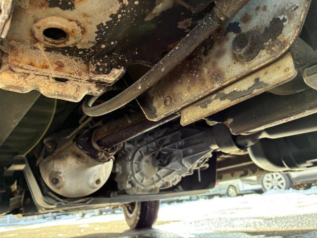 ＮＶ３５０キャラバンバン ロングプレミアムＧＸターボ　ディーゼル４ＷＤＬＩＮＫＳベッドＫＩＴスライドフロア付きファブレスバンデミックアルミイーグルナスカホワイトレターＬＴタイヤプッシュスタートスマートキーバレンティーＬＥＤテール（36枚目）