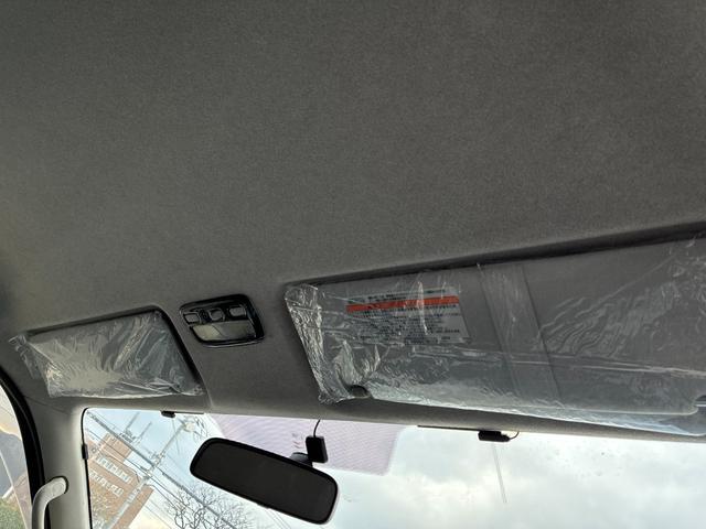 ハイエースバン スーパーGL 寒冷地仕様ツインバッテリー7型現行ブラックインナーLEDヘッドライトオフロード仕様トヨタ純正HDDナビカラーバックモニターカスタマインズ(28枚目)