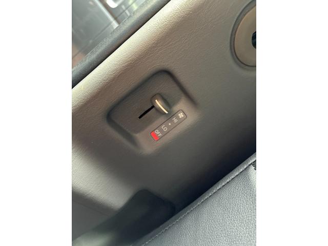 ハイエースバン スーパーGL 寒冷地仕様ツインバッテリー7型現行ブラックインナーLEDヘッドライトオフロード仕様トヨタ純正HDDナビカラーバックモニターカスタマインズ(29枚目)