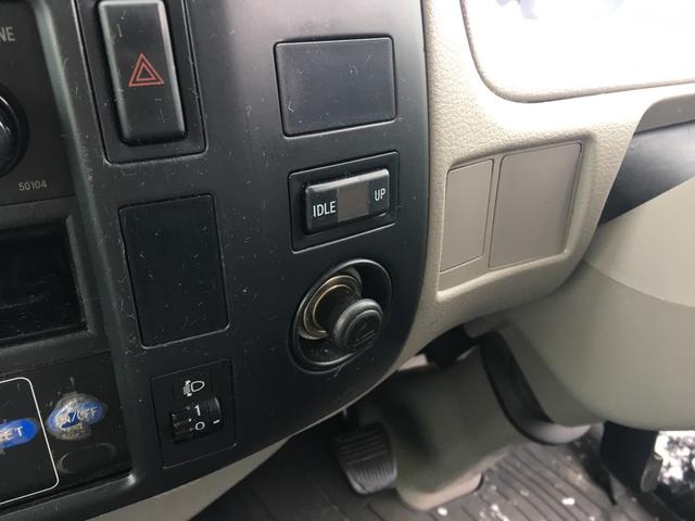 中温冷凍車　３５℃〜－７℃　パネルバン　４ＷＤ(16枚目)