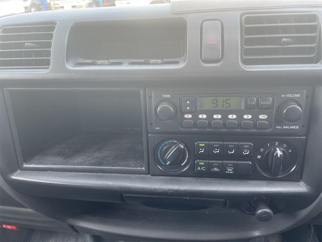 ＤＸ　８５０Ｋｇ積　平ボデー　５速ＭＴ　４ＷＤ(17枚目)