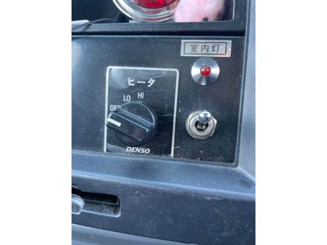 ２ｔ積ショートー３０℃低温冷凍車　４ＷＤ　Ｂカメラ　ドラレコ(24枚目)