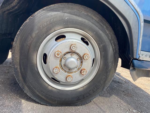 コンドル ２．３ｔ積　プレス式パッカー車　フル装備　ＥＴＣ　６ＭＴ（33枚目）