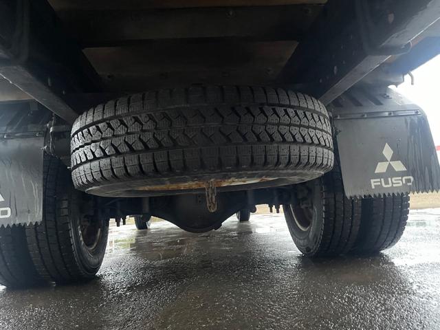 キャンター ２．８５ｔ積　Ｗキャブ超ロングワイド　ＡＴ　フル装備　Ｐ／Ｇ（15枚目）