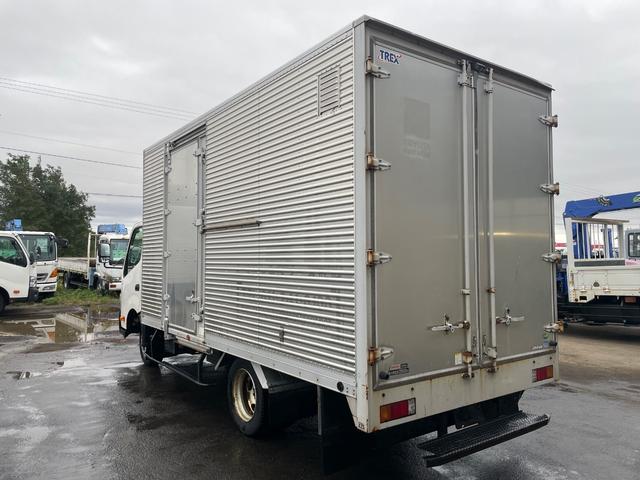 ダイナトラック ２ｔ積ワイドロング箱車４ＷＤ　５ＭＴ　フル装備　バックカメラ（7枚目）