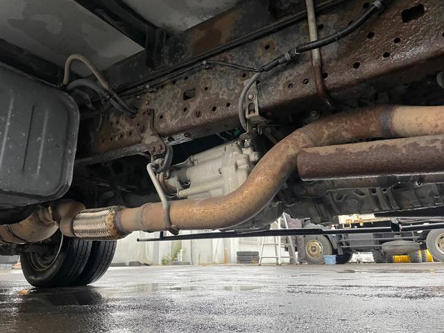 ダイナトラック ２ｔ積ワイドロング箱車４ＷＤ　５ＭＴ　フル装備　バックカメラ（13枚目）