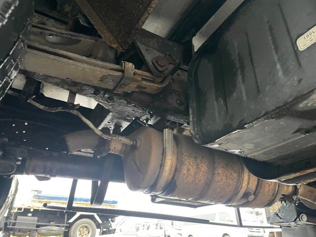 ダイナトラック ２ｔ積ワイドロング箱車４ＷＤ　５ＭＴ　フル装備　バックカメラ（14枚目）