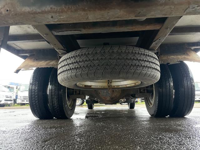 ダイナトラック ２ｔ積ワイドロング箱車４ＷＤ　５ＭＴ　フル装備　バックカメラ（15枚目）