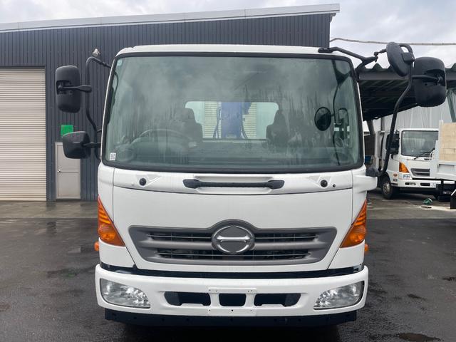 ヒノレンジャー ２．１ｔ積ロング　タダノ４段Ｒ／Ｃ　セルフ　６ＭＴ　フル装備（2枚目）