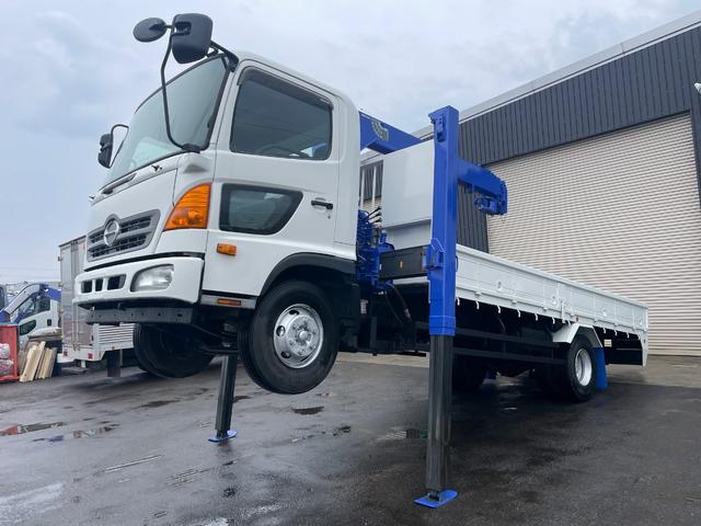 ヒノレンジャー ２．１ｔ積ロング　タダノ４段Ｒ／Ｃ　セルフ　６ＭＴ　フル装備（17枚目）