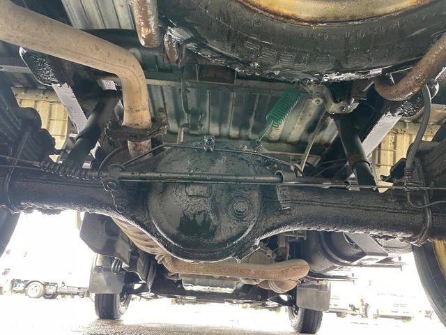 バネットトラック スーパーロー DX 1t積 平ボデー 4WD AT フル装備(14枚目)