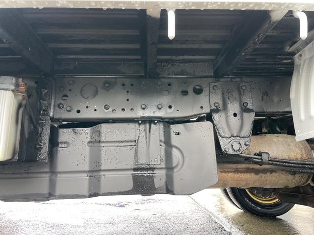 バネットトラック スーパーロー DX 1t積 平ボデー 4WD AT フル装備(15枚目)