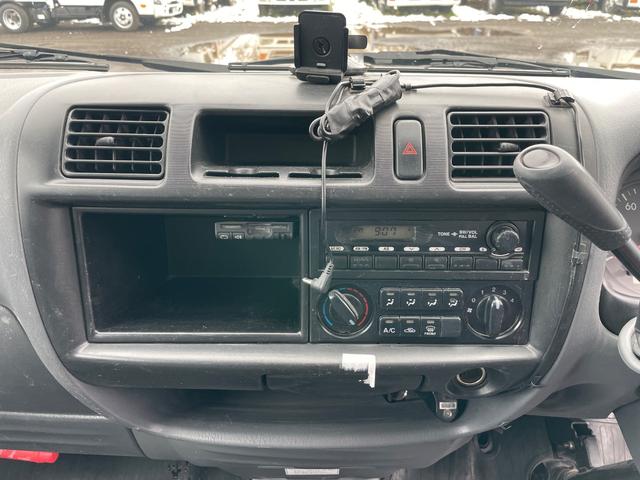 バネットトラック スーパーロー DX 1t積 平ボデー 4WD AT フル装備(25枚目)