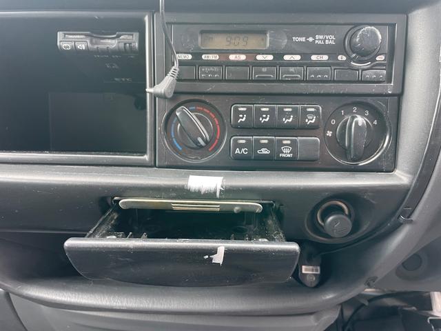 バネットトラック スーパーロー DX 1t積 平ボデー 4WD AT フル装備(26枚目)