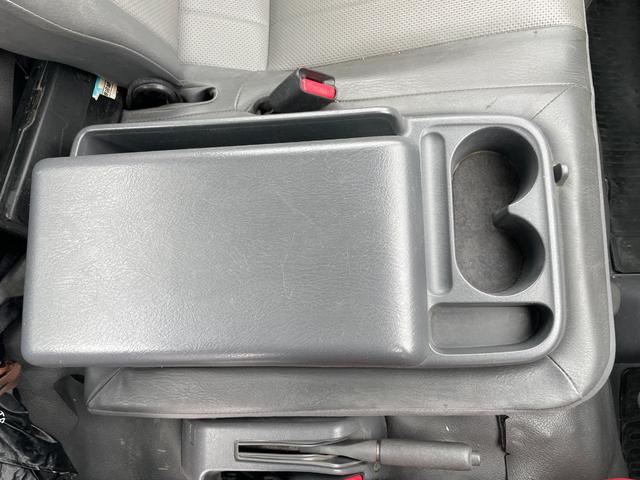 バネットトラック スーパーロー DX 1t積 平ボデー 4WD AT フル装備(30枚目)