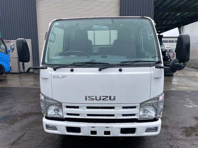 エルフトラック ２ｔ積　ショート　平ボデー　アーム式Ｐ／Ｇ　４ＷＤ　５ＭＴ（2枚目）