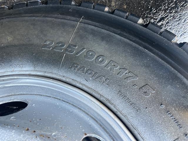 コンドル ３ｔ積ロング　ユニック４段Ｒ／Ｃ　６ＭＴ　フル装備　全塗装済（22枚目）