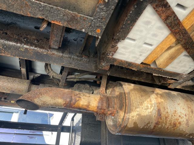 スーパーグレート ９．３ｔ積　四軸低床　セーフティローダー　タダノ４段Ｒ／Ｃ（23枚目）