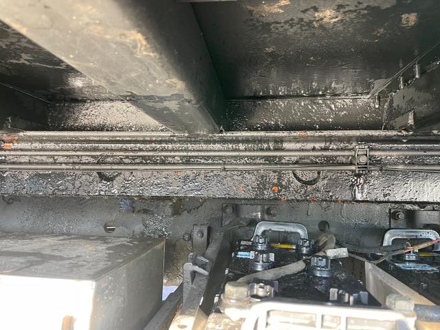 スーパーグレート ９．３ｔ積　四軸低床　セーフティローダー　タダノ４段Ｒ／Ｃ（24枚目）