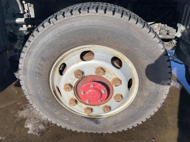 スーパーグレート ９．３ｔ積　四軸低床　セーフティローダー　タダノ４段Ｒ／Ｃ（56枚目）