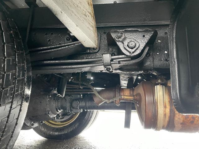 ダイナトラック ２ｔ積ワイドロング箱　４ＷＤ　５ＭＴ　フル装備　マルチゲート（16枚目）