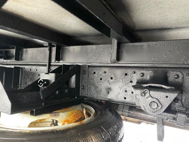 ダイナトラック ２ｔ積ワイドロング箱　４ＷＤ　５ＭＴ　フル装備　マルチゲート（24枚目）