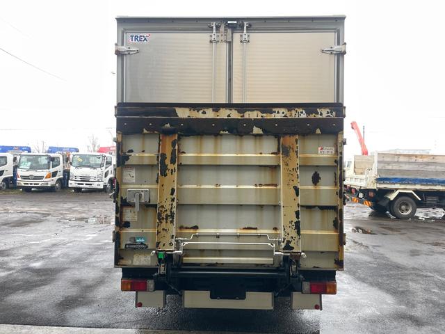 ダイナトラック ２ｔ積ワイドロング箱　４ＷＤ　５ＭＴ　フル装備　マルチゲート（6枚目）