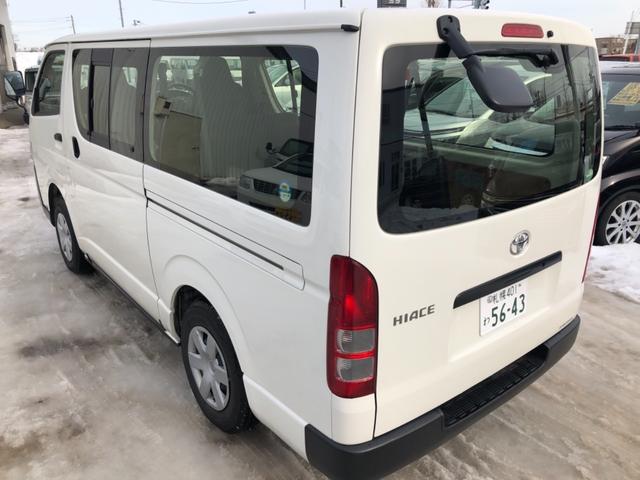 ロングDX 4WD 9人乗り ナビ付(9枚目)