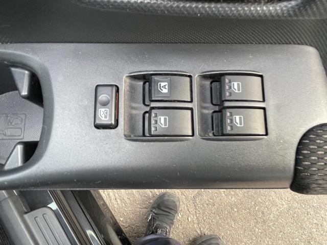 ｂＢ Ｚ　エアロ－Ｇパッケージ　４ＷＤ　キ―フリー　純正ナビ　オートエアコン（22枚目）