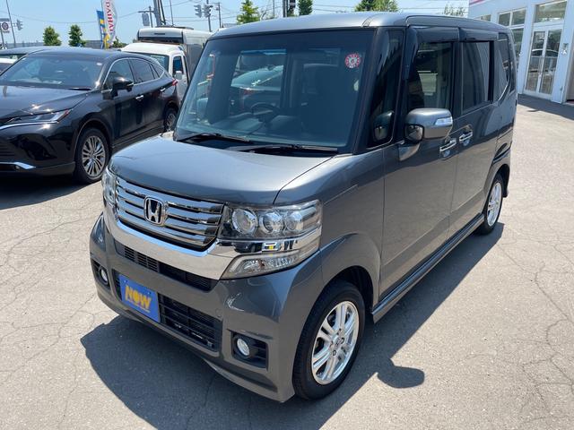 Ｎ－ＢＯＸカスタム Ｇ・Ｌパッケージ　４ＷＤ　キ―フリー　片側Ｐスライドドア　冬タイヤ積込　ＣＤオーディオ（10枚目）