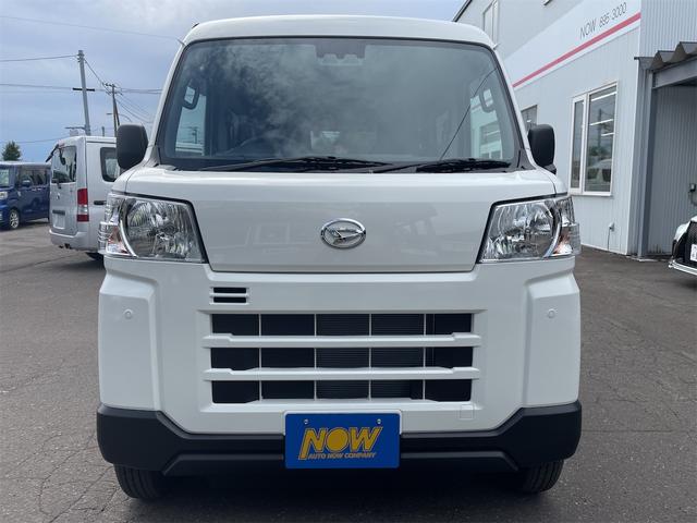 ハイゼットカーゴ 　スローパー　車いす移動車　４ＷＤ　電動ウインチ（リモコン付）　リヤヒーター　スライドドアイージークローザー　スマートインナーミラー　バックカメラ（2枚目）