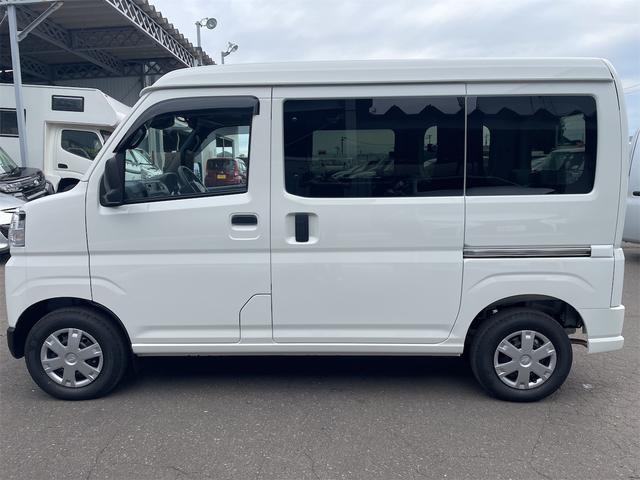 ハイゼットカーゴ 　スローパー　車いす移動車　４ＷＤ　電動ウインチ（リモコン付）　リヤヒーター　スライドドアイージークローザー　スマートインナーミラー　バックカメラ（7枚目）