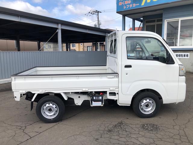 ハイゼットトラック スタンダード　エアコン　パワステ　４ＷＤ　三方開　平ボディ（3枚目）